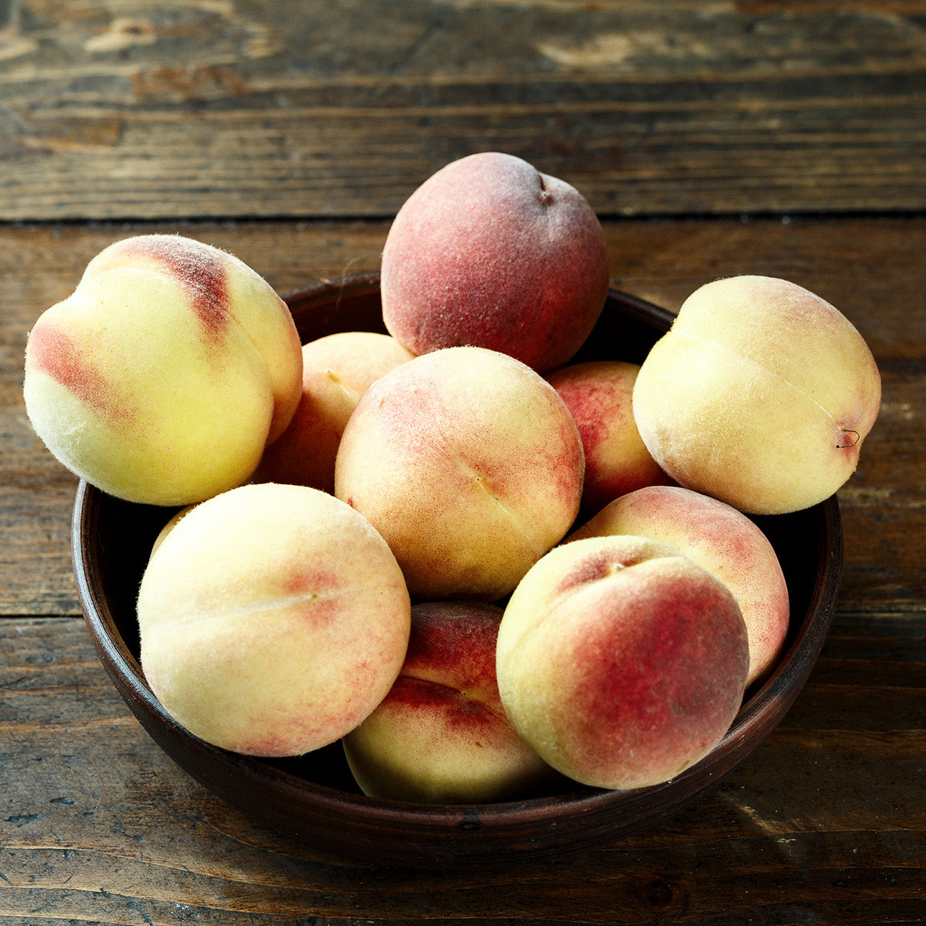 Organic Snow White Peaches – Farmdoor Delivery